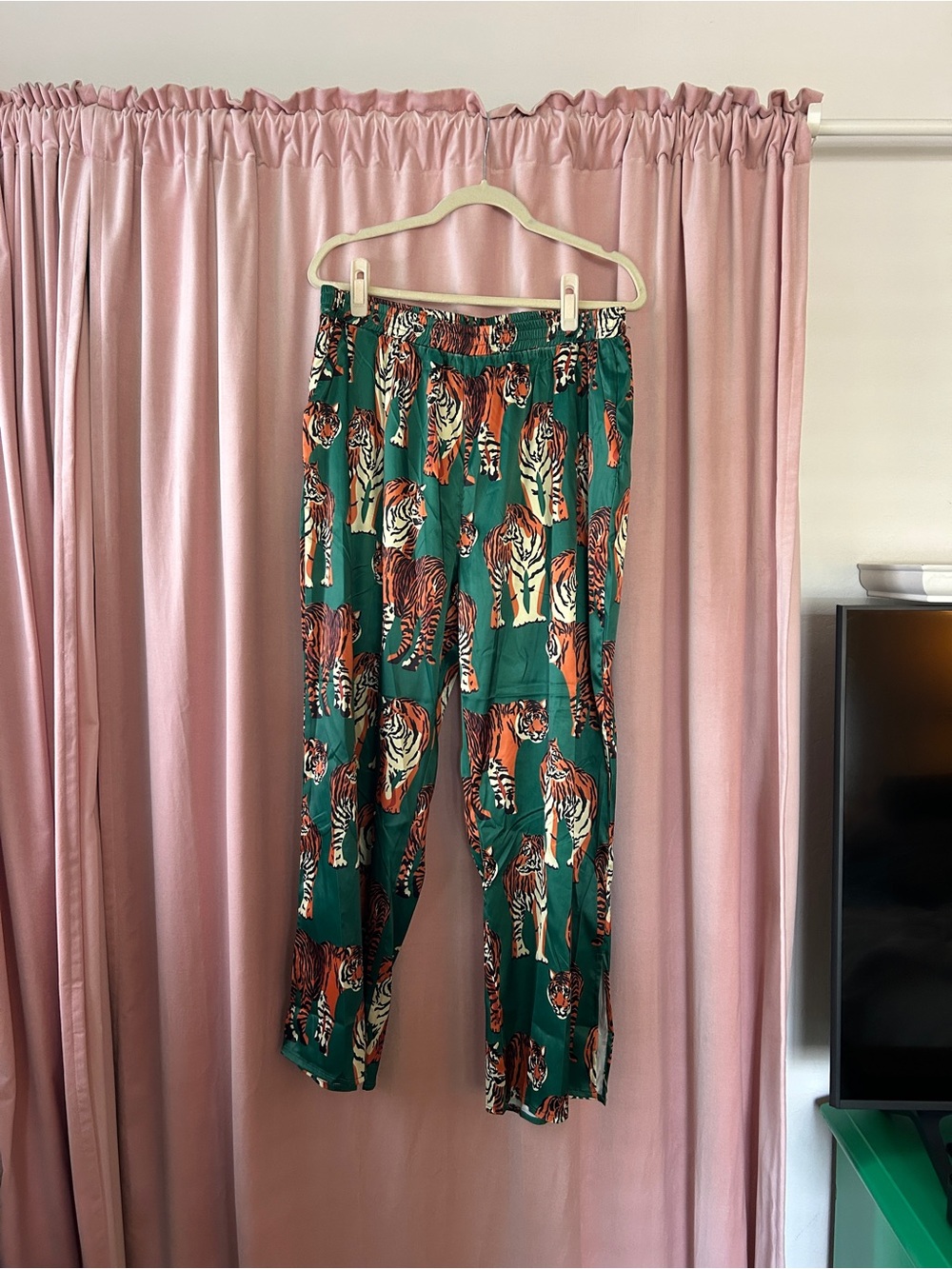 Dressed in Lala Tiger Satin Set - Picture 4 of 10